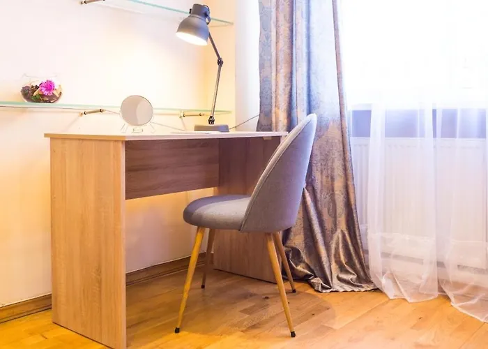 куліша 15, в центрі,тц форум,оперний * Λβιβ