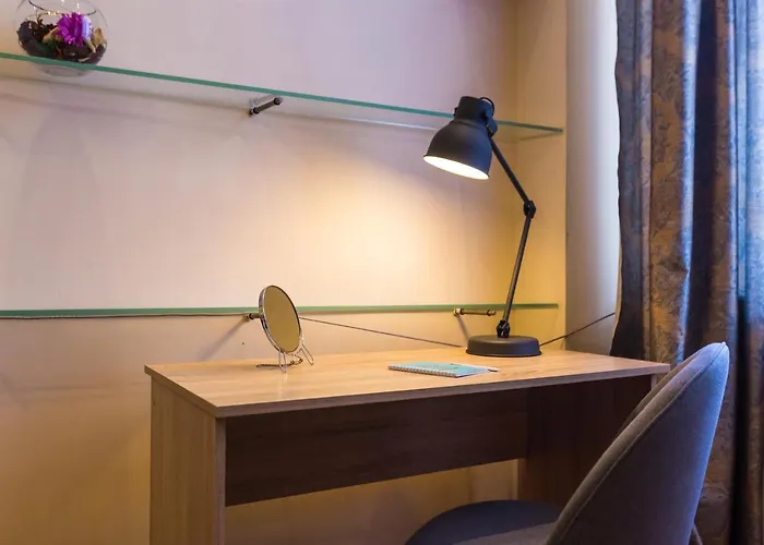 куліша 15, в центрі,тц форум,оперний Λβιβ