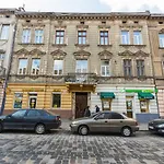 куліша 15, в центрі,тц форум,оперний Апартаменты *