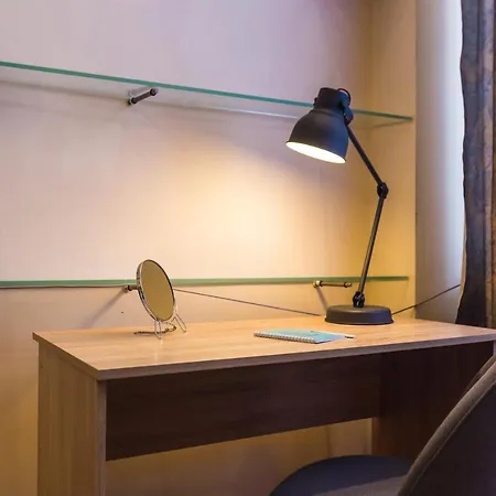 куліша 15, в центрі,тц форум,оперний Lviv