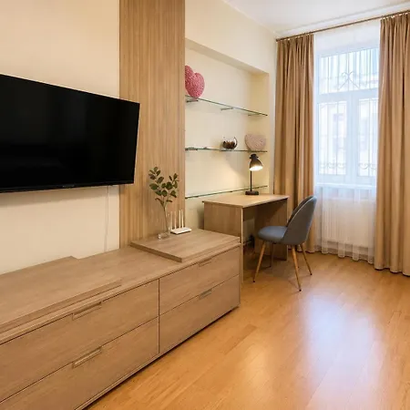 куліша 15, в центрі,тц форум,оперний Appartamento Leopoli