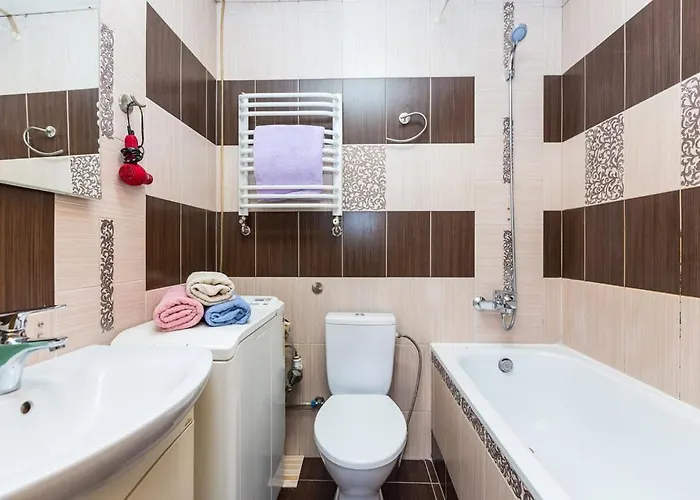 куліша 15, в центрі,тц форум,оперний Leópolis