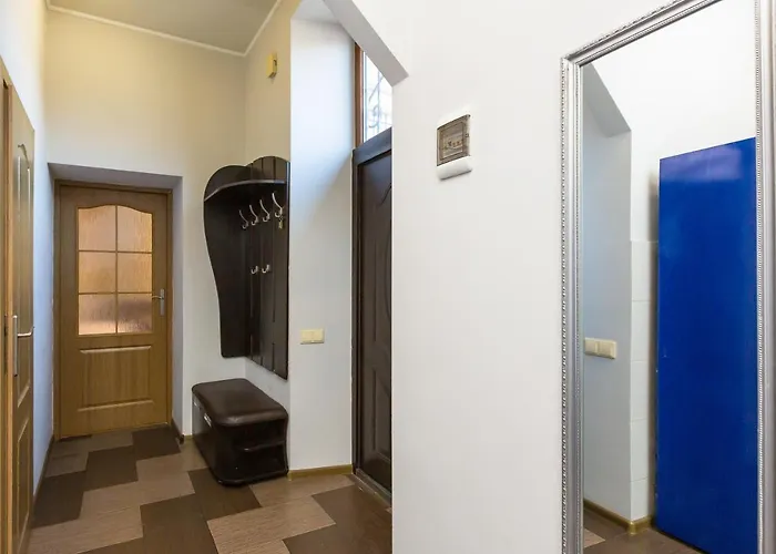 куліша 15, в центрі,тц форум,оперний * Leópolis