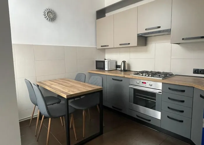 Apartman куліша 15, в центрі,тц форум,оперний *